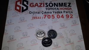 2015-2019 toyota corolla  çelik jant göbeği